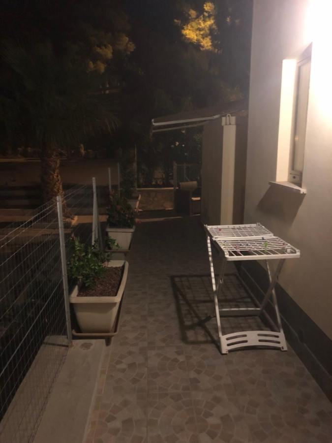 Casa Vacanza Nonna Sarina 쿠스토나치 외부 사진
