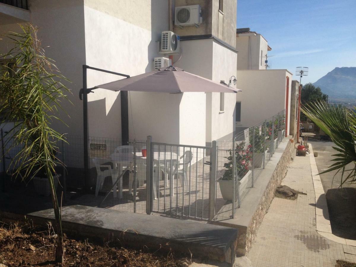 Casa Vacanza Nonna Sarina 쿠스토나치 외부 사진